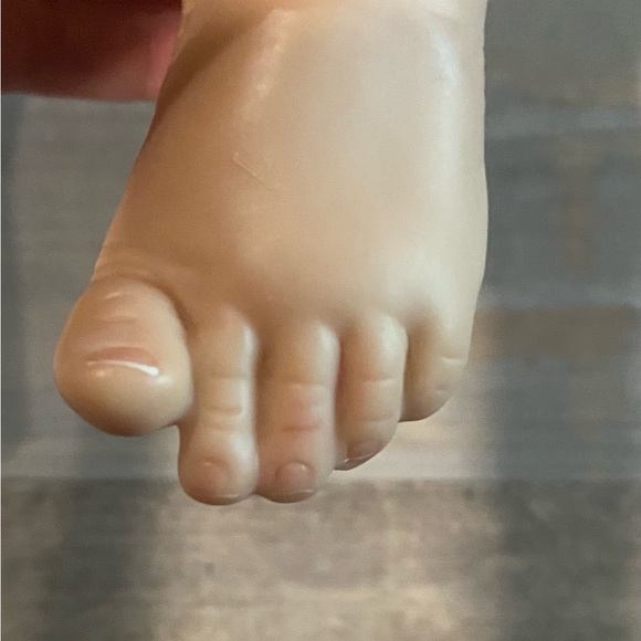 Realistic baby doll - Picture 6 of 14